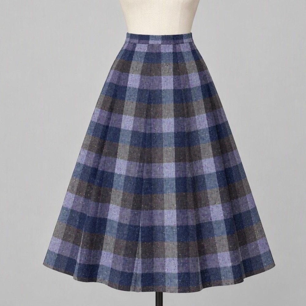Bunratty Cottage Vintage Irish Donegal Tweed Skirt Purple Plaid Wool Size 8